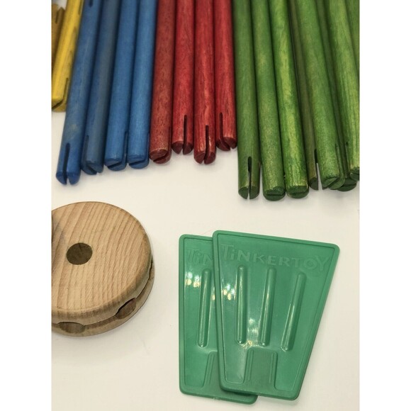 Classic TINKERTOY Construction Set 41 Pieces Playskool Wood Mini Set missing 5 - Picture 8 of 16